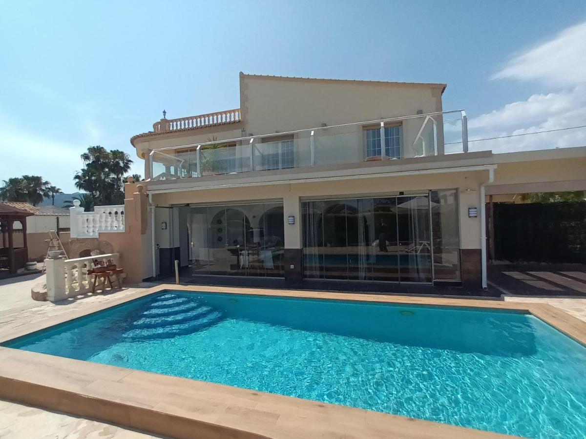 Villa Constantinos Apartamentos O Villa Completa 卡尔佩 外观 照片