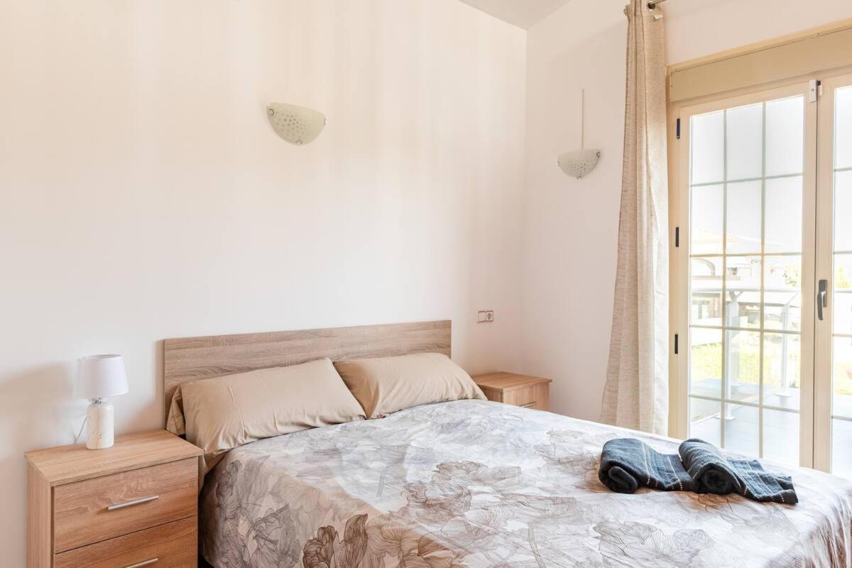Villa Constantinos Apartamentos O Villa Completa 卡尔佩 外观 照片