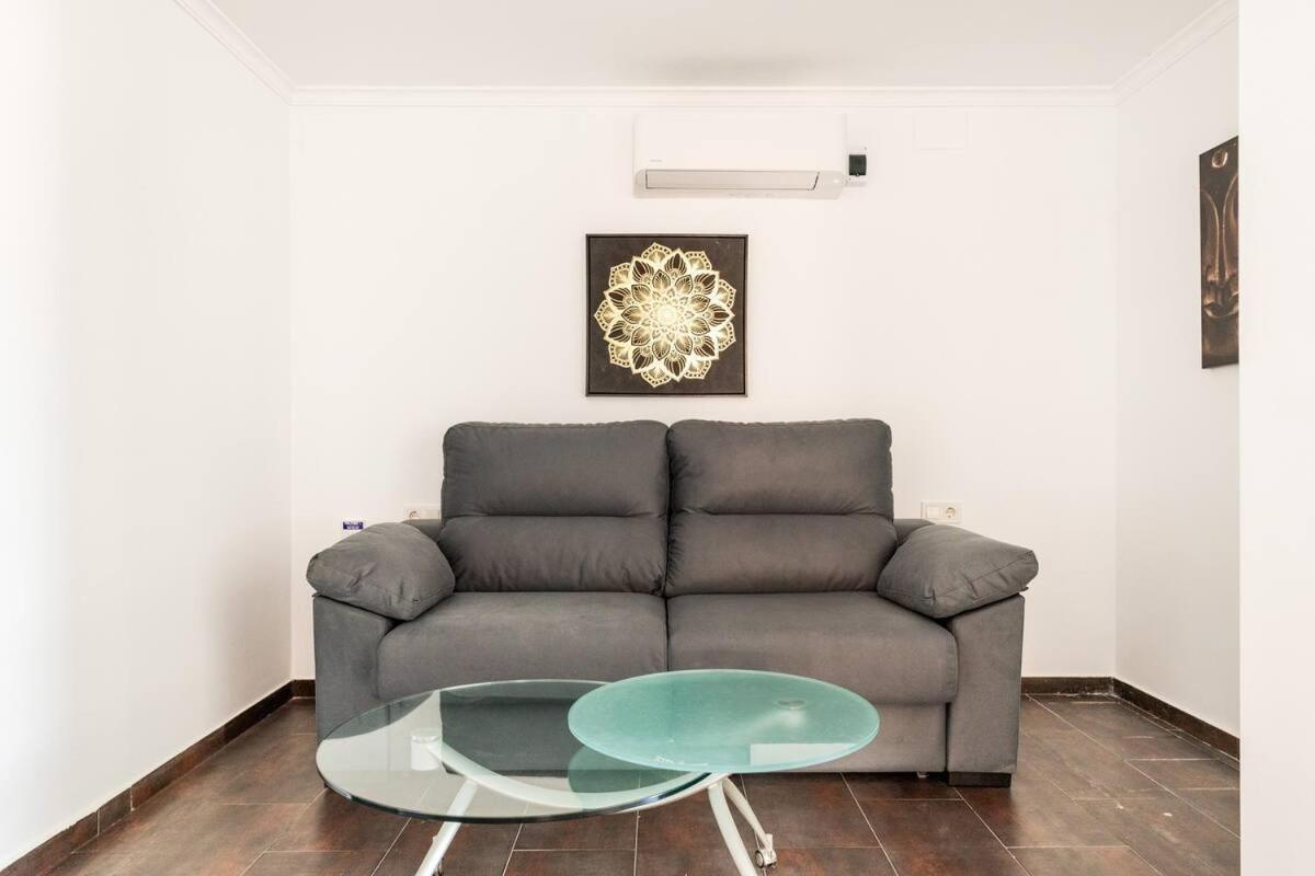 Villa Constantinos Apartamentos O Villa Completa 卡尔佩 外观 照片